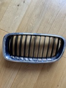 Grill kratka ORYGINALNA BMW f30 prawa chrom