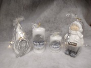 Szare świece bożonarodzeniowe cztery sztuki Adpal pieńki krasnal chłopiec