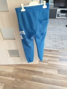 Spodnie dresowe marki Benetton na 11-12 lat