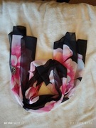 Piękny szal z kwiatami 