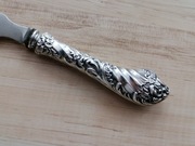 NÓŻ DO MASŁA ŚRODEK STOŁU SREBRO NIEMCY ROCOCO