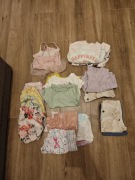 Ubranka w zestawie dla dziewczynki rozmiar 68