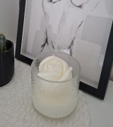 Świeca sojowa w szkle