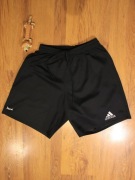 Spodenki Adidas r. S męskie sportowe czarne poliestrowe 