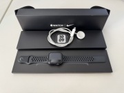 Apple Watch SE Nike 44mm GPS - gwiezdna szarość + zestaw pasków + pudełko