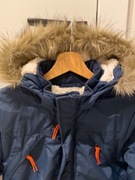 Zimowa kurtka dziecięca używana 