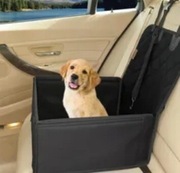 Fotelik dla psa lub kota. Wugle