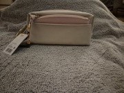 Nowa z Metką. Kremowa Kosmetyczka z Różową Saszetką. Tchibo