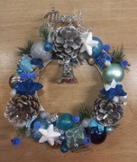 Wianek świąteczny wiszacy