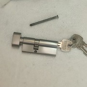 wkładka do zamka drzwi zewnętrznych Gerda wymiar 71 mm z pokrętłem 