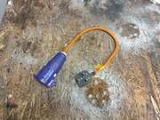 Adapter (angielski) zasilania przyczepy kempingowej