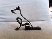 Dekoracja w stylu minimalistycznym line art  siedzący pies