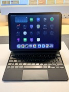 Tablet Apple iPad Air (5th Gen) 10,9" szary 5G 64 GB 8 GB RAM Apple M1