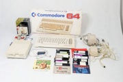 Zestaw Commodore 64C + 1541-II + joystick + akcesoria | RETRO | komplet