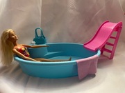 Lalka barbie basen zestaw z basenem i zjeżdżalnią
