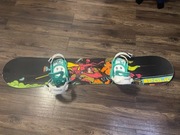 Deska snowboard Nitro 156 z wiązaniami Drake i butami Burton