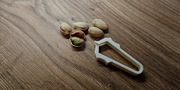Otwieracz do pistacji