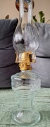 Efektowna lampa naftowa w idealnym stanie, na prezent