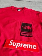 Supreme X The North Face Printed Pocket Tee red S rozmiar czerwona koszulka