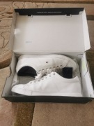 Sneakersy Tommy Hilfiger rozmiar 43 Oryginalne FM0FM02157