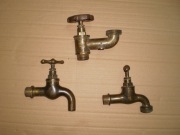 Stare krany mosiężne