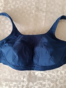 MARKS&SPENCER T33 6354P; SPORTOWY MIĘKKI BEZ FISZBIN ;38Dx85D