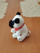 Piesek mopsik  w dobrym stanie 