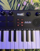 Klawiatura sterująca AKAI Professional MPK Mini Play MK3