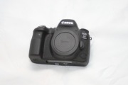 Canon 6D Mark II , nieużywany , zrobione do 30 zdjęć.
