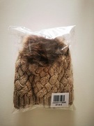 Nowa czapka zimowa z pomponem