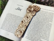 Drewniana zakładka do książki z grawerem w kształcie Roweru i s