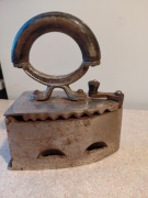 Żelazko z duszą stare