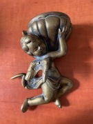 Stara, Mosiężna kropielnica 