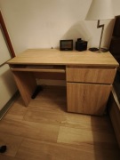 Biurko niewielkie