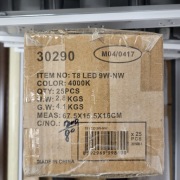 Lampy LED do sufitu amstrong