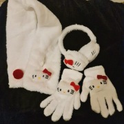 Komplet zimowy Hello Kitty dla dziecka 3w1