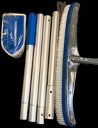 Szczotka do basenu z trzonkiem o długości 180 cm