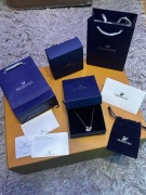 Wisiorek SWAROVSKI różowy