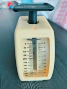 Waga kuchenna analogowa vintage PRL