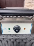 Grill kontaktowy - ryflowany - 1800W