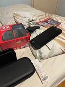 Konsola Nintendo Switch 2 + pad + 2 gry + etui