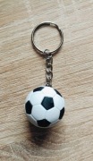 Brylok bryloczek ozdoba do kluczy plecaka piłka