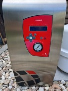Demineralizator wody Hydrolab HLP5+ Zbiornik 10L sprawny do serwisu