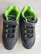 Buty chłopięce w rozmiarze 27