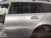 Mercedes W211 kombi drzwi lewe tylne 775U