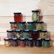 Zestaw herbat, suszone: zioła, kwiaty i owoce, sok, syrop. Na prezent 