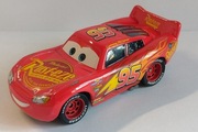 Zygzak McQueen Rust Eze Auta Cars samochodzik zabawka Disney Mattel 