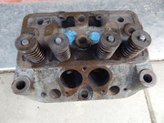 głowica silnika z zaworami ursus c 330