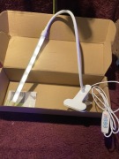 Lampa LED (LED) z klipsem, przenośna.