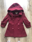 Modny płaszczyk z kapturem